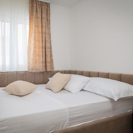 Apartments Villa Maracella Marina Dış mekan fotoğraf